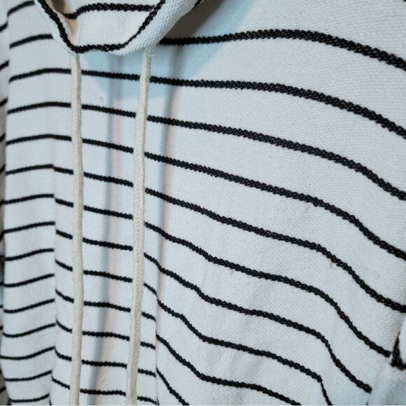 Paper Crane Striped Cropped Cowl Neck Pullover Size Medium - Picture 11 of 15